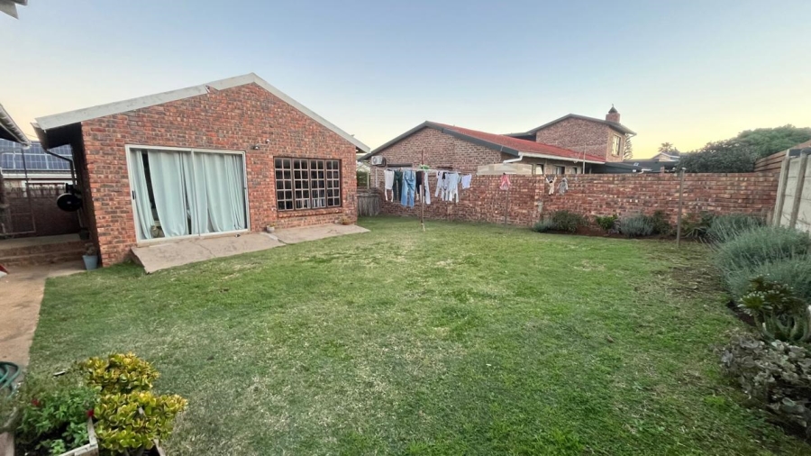 3 Bedroom Property for Sale in Noorsekloof Eastern Cape